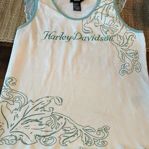 Women’s sleeveless Harley Davison XL shirt